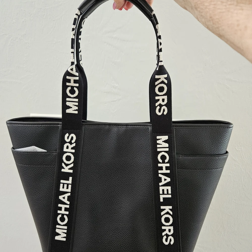 Michael Kors Black Tote Bag - Picture 1 of 6
